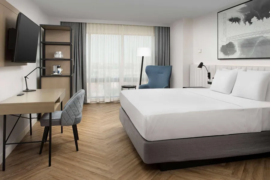 Radisson Blu Fargo hotel detail image 6
