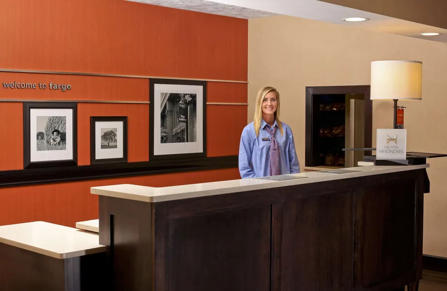 Hampton Inn & Suites by Hilton Fargo Medical Center hotel detail image 2