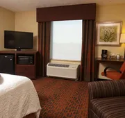 Hampton Inn & Suites by Hilton Fargo Medical Center hotel detail image 7