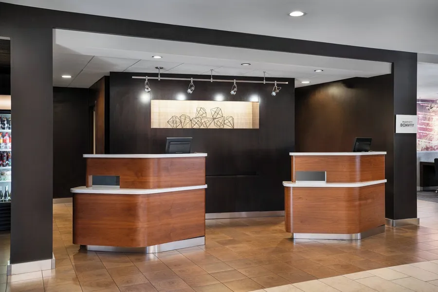Courtyard by Marriott Pleasanton hotel detail image 2