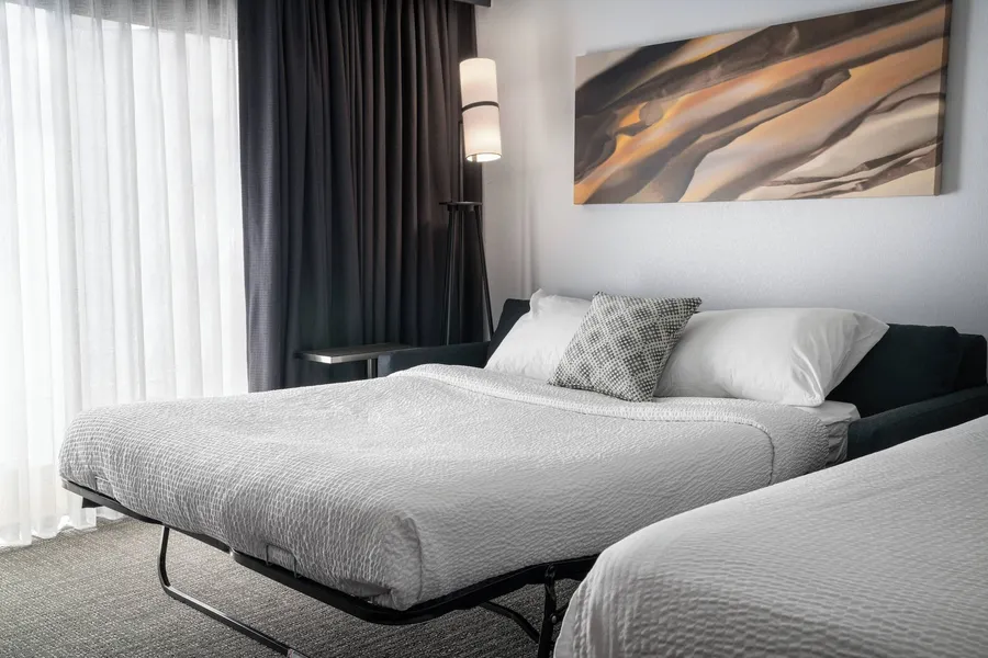 Courtyard by Marriott Pleasanton hotel detail image 6