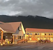Glacier Basecamp Lodge hotel detail image 3