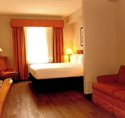 Staywell Inn & Suites hotel detail image 7