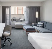 Courtyard by Marriott Stamford Downtown hotel detail image 4