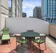 Courtyard by Marriott Stamford Downtown hotel detail image 7