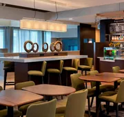 Courtyard by Marriott Norwalk hotel detail image 7
