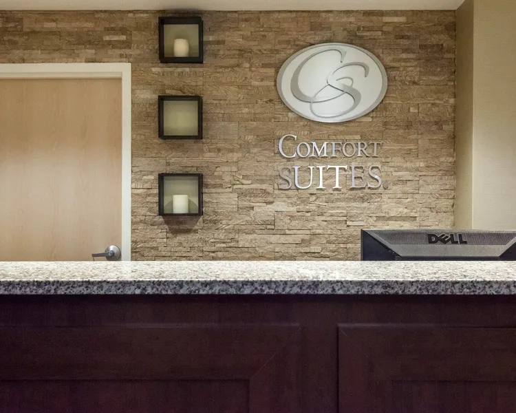 Comfort Suites Tulsa Central hotel detail image 6
