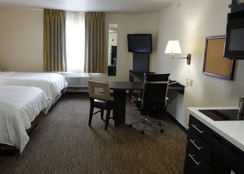 Candlewood Suites Tulsa hotel thumbnail 6