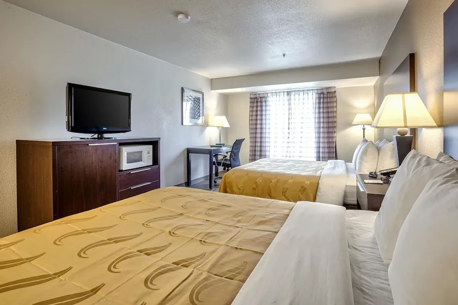 Quality Inn near Six Flags Discovery Kingdom - Napa Valley hotel detail image 6