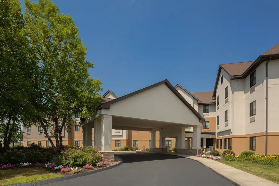 Holiday Inn Express & Suites Bradley Airport by IHG hotel detail image 2