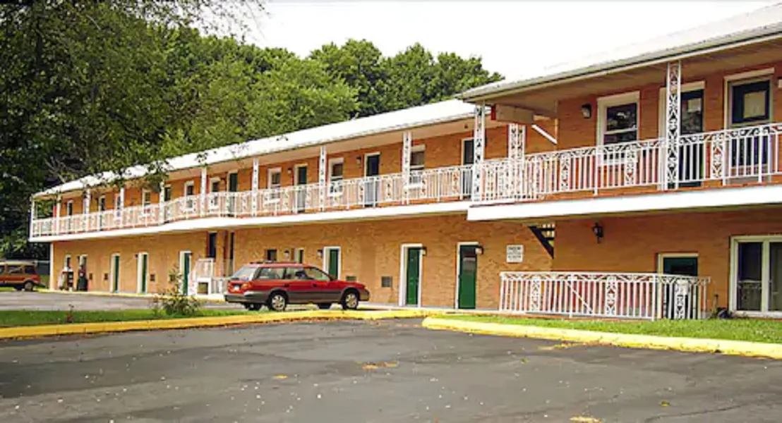 Wesley Inn & Suites hotel detail image 2