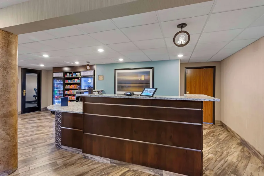 Best Western Plus Landmark Inn hotel detail image 6