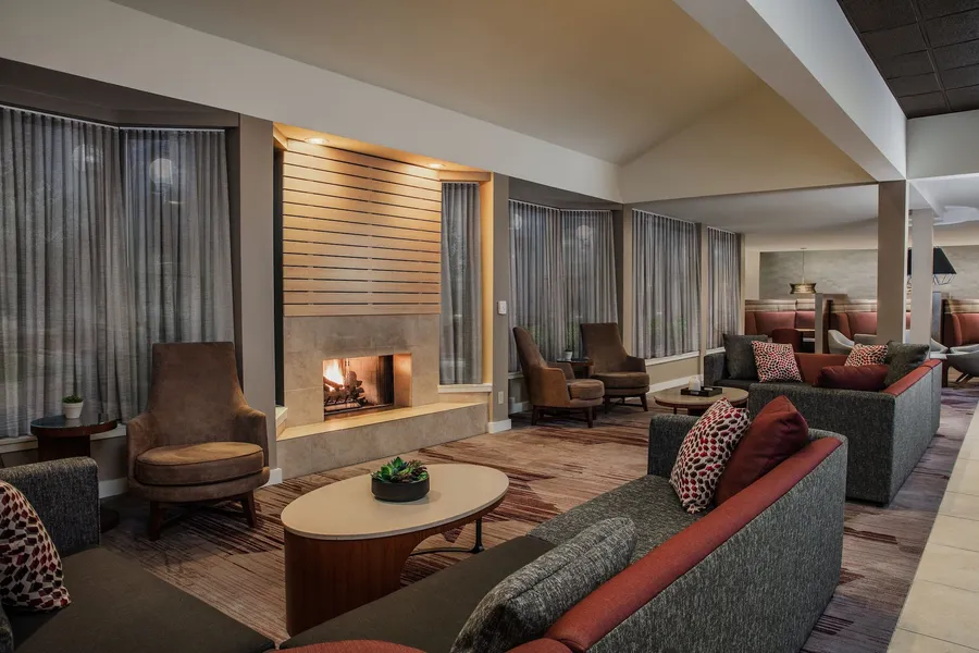Courtyard by Marriott Greensboro hotel detail image 2