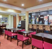 Courtyard by Marriott in Portsmouth hotel detail image 5