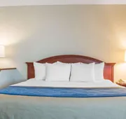 Comfort Inn West Rochester hotel detail image 4