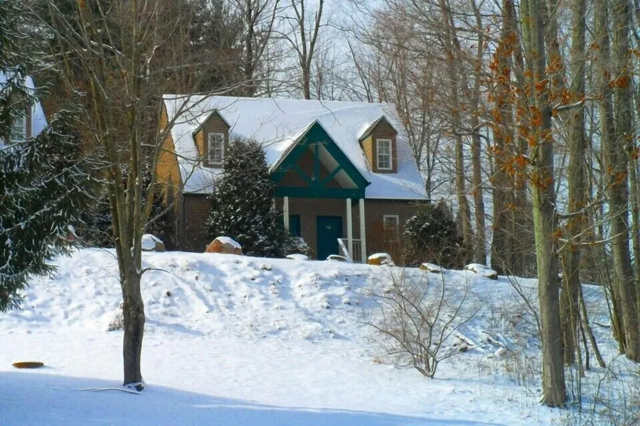 Spruce Hill Inn and Cottages hotel detail image 2