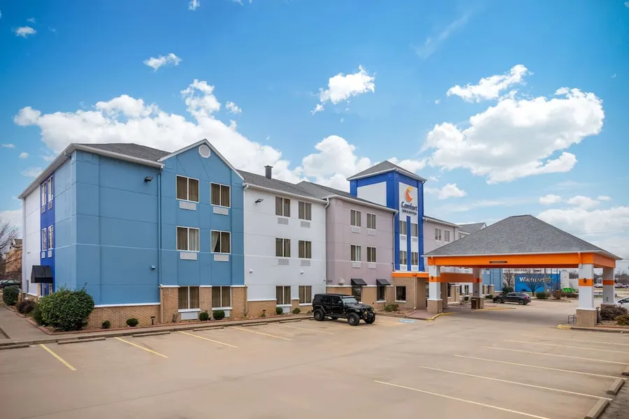 Comfort Inn & Suites Conway hotel detail image 2