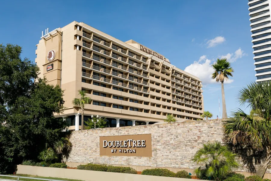 DoubleTree by Hilton Hotel Jacksonville Riverfront hotel detail image 2
