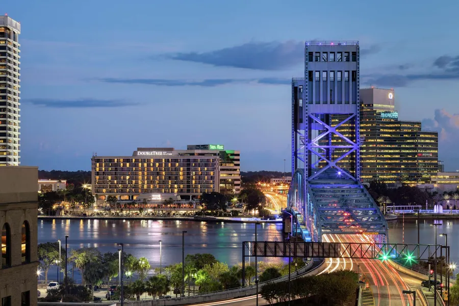 DoubleTree by Hilton Hotel Jacksonville Riverfront hotel detail image 6