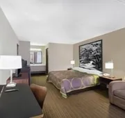 Super 8 by Wyndham Knoxville North/Powell hotel detail image 7