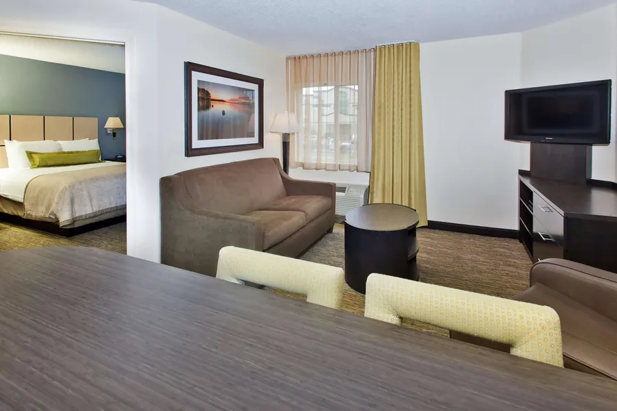 Sonesta Simply Suites Knoxville hotel detail image 6