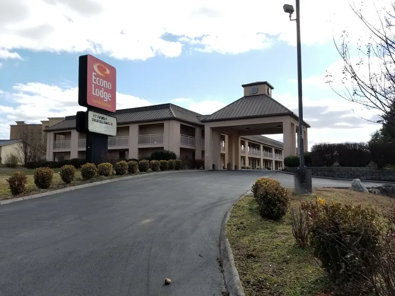 Econo Lodge Inn & Suites Knoxville East hotel detail image 2