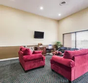 Econo Lodge Inn & Suites Knoxville East hotel detail image 4
