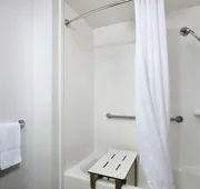 Hampton Inn Niagara Falls hotel detail image 7