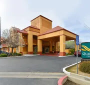 Quality Inn Fresno Near University hotel detail image 3