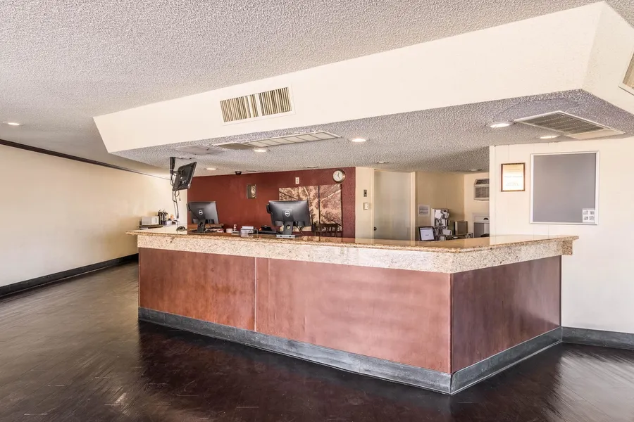 Fresno City Inn hotel detail image 2