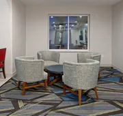 Holiday Inn Express Hotel & Suites Fresno South by IHG hotel detail image 4