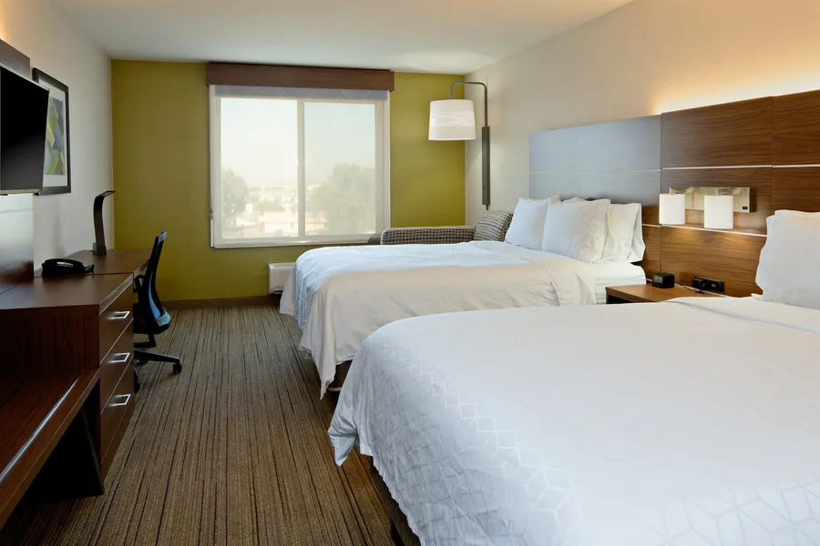 Holiday Inn Express Hotel & Suites Fresno South by IHG hotel detail image 6