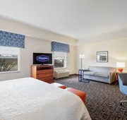 Hampton Inn & Suites Rockland hotel detail image 4