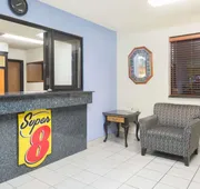 Super 8 by Wyndham New Castle hotel detail image 3