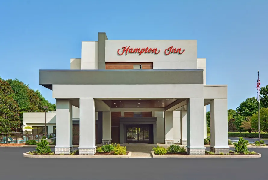 Hampton Inn Gallatin hotel detail image 2
