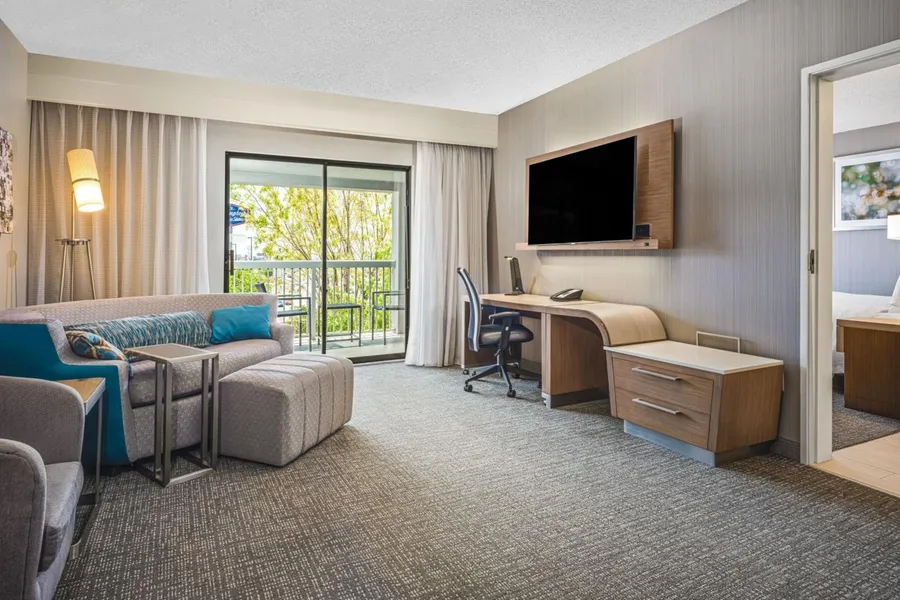 Courtyard by Marriott El Paso Airport hotel detail image 2