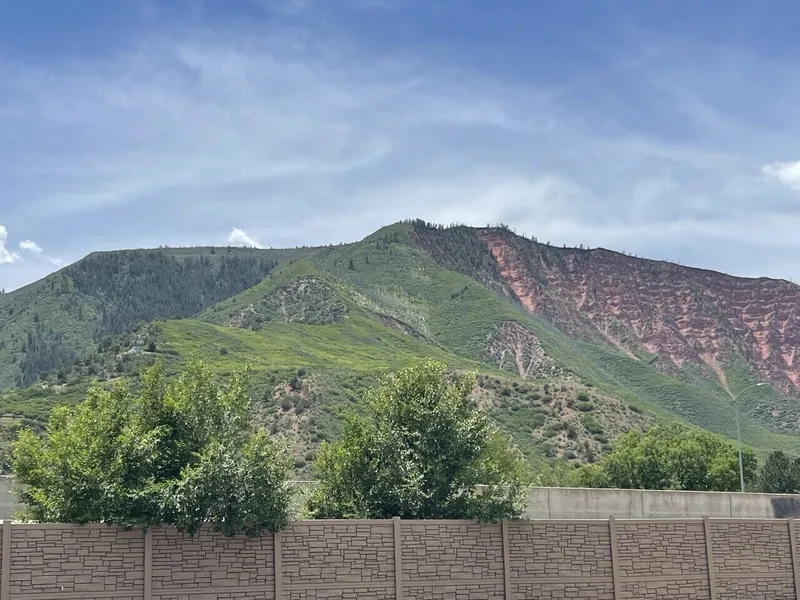 La Quinta Inn & Suites by Wyndham Glenwood Springs hotel detail image 6