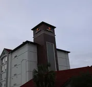 La Quinta Inn & Suites by Wyndham Ocala hotel detail image 5