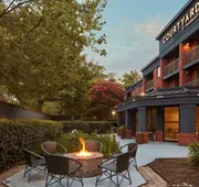 Courtyard by Marriott Newport News Yorktown hotel detail image 3