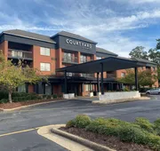 Courtyard by Marriott Newport News Yorktown hotel detail image 4
