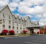 Holiday Inn Express & Suites Lincoln East - White Mountains by IHG hotel detail image 5
