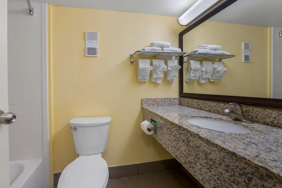 Best Western Louisville East Inn & Suites hotel detail image 6