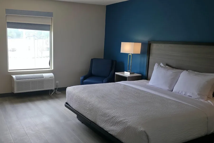 Americas Best Value Inn Louisville hotel detail image 6
