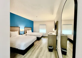 Americas Best Value Inn Louisville hotel thumbnail 5