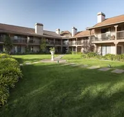 Half Moon Bay Lodge hotel detail image 4