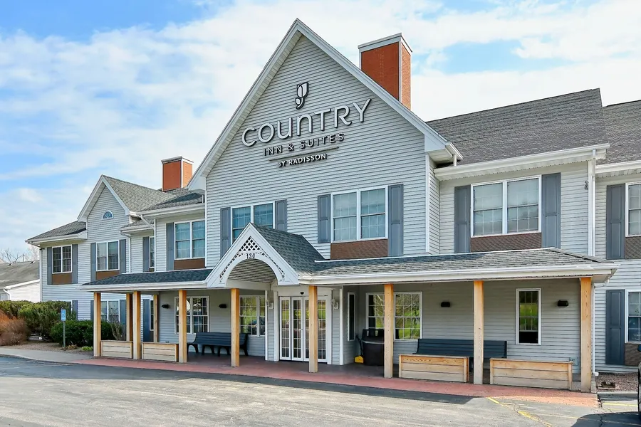 Country Inn & Suites by Radisson Mount Morris NY hotel detail image 2