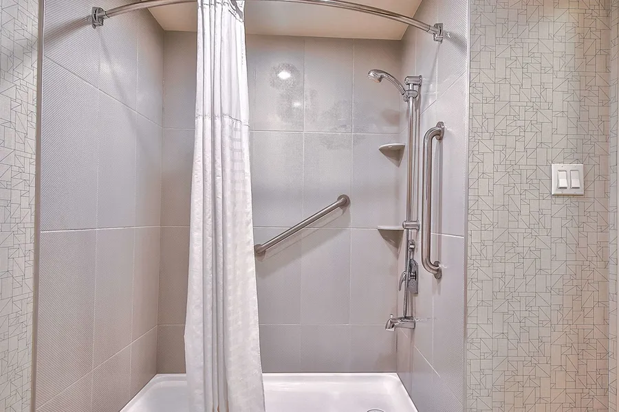 Comfort Inn And Suites South hotel detail image 6