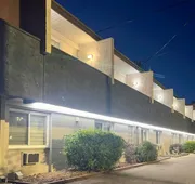 Econo Lodge Motel Village hotel detail image 5