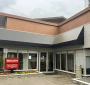 Econo Lodge Motel Village hotel detail image 7