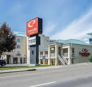 Econo Lodge Inn & Suites University hotel detail image 4